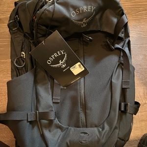 Osprey Tropos Black O/S 34L Backpack